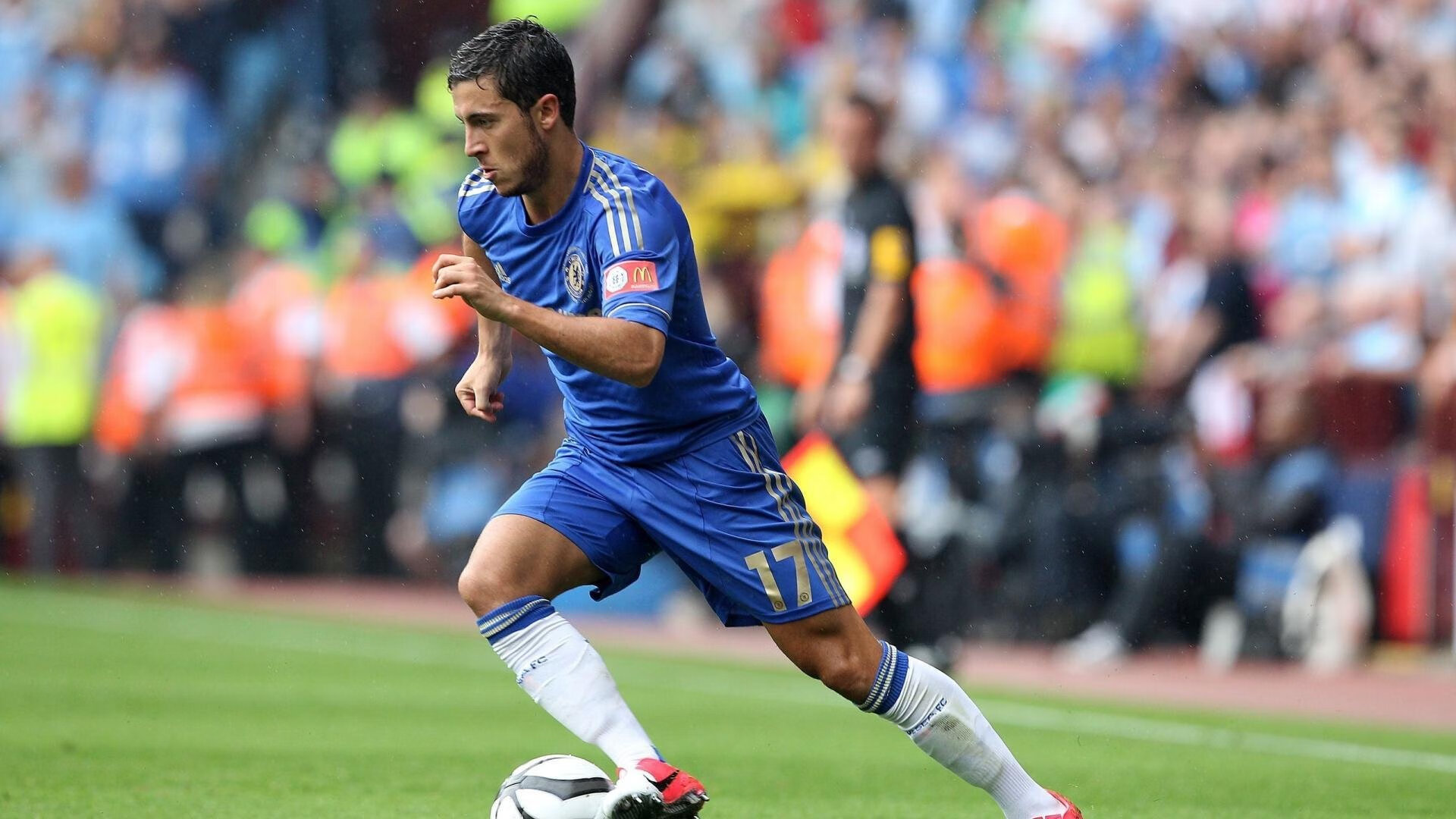 中超俱乐部参与社区活动提升城市归属感和影响力，中超俱乐部的发展